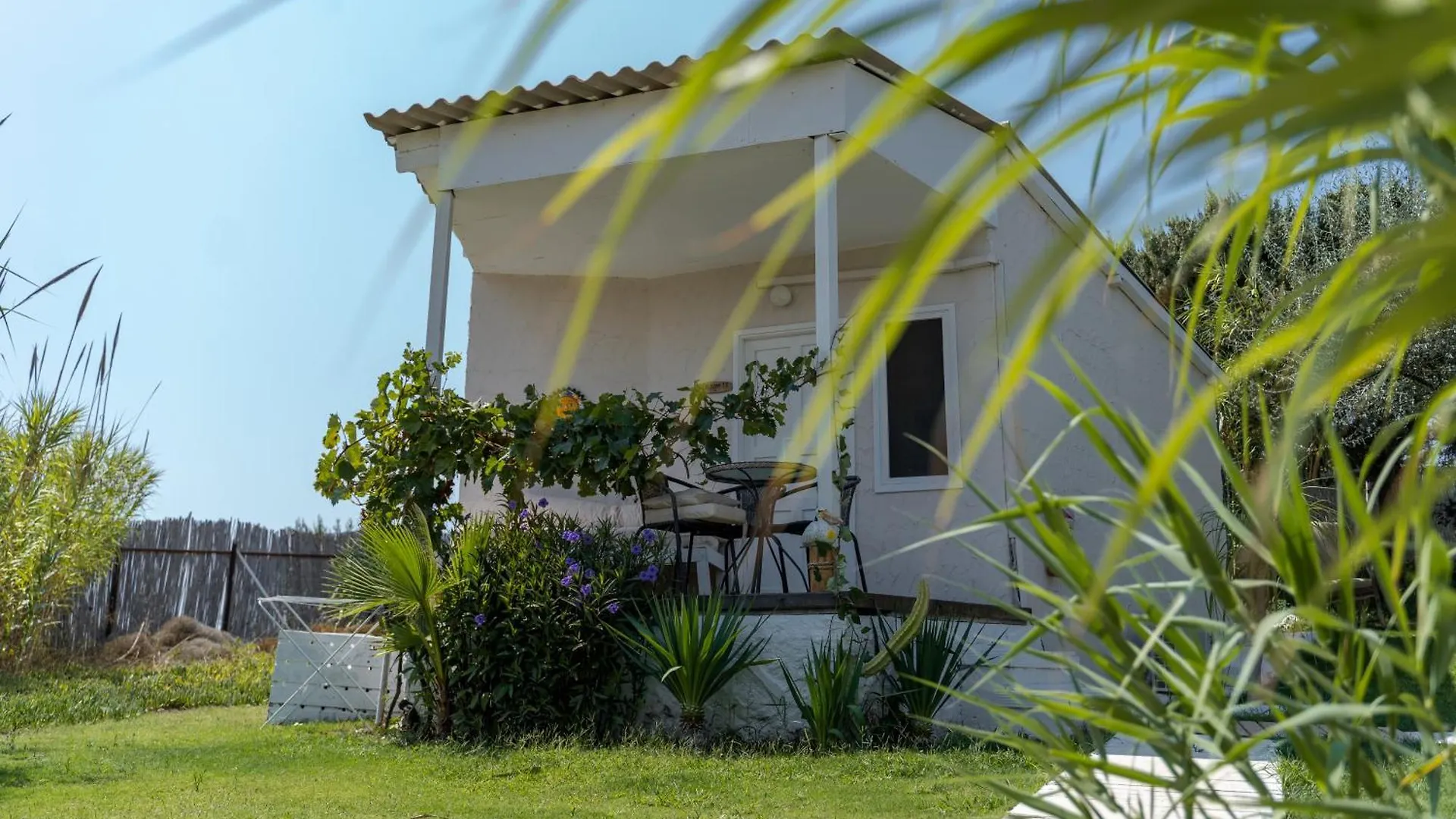Hotel Funbeach / Cesme - Lilium Evleri